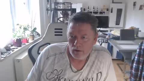 deinprinz2312 online show from 02.21.25