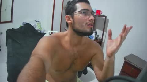Snapshot of deividellobo chatting on 09.19.25 deividellobo online show from 09.19.25