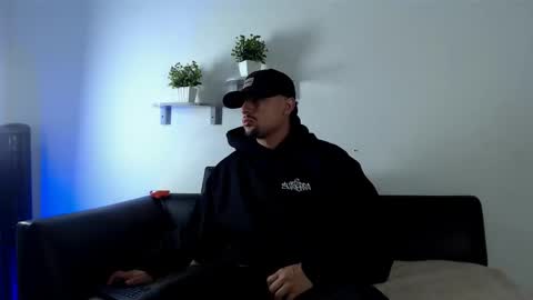  DEIVY  online show from 12.23.25