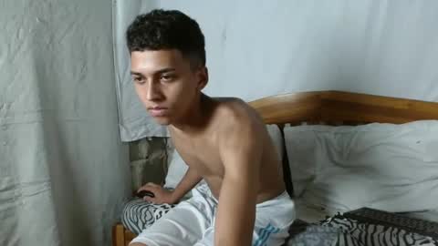 Snapshot of deivy_skinny01 chatting on 11.04.25 Deivy online show from 11.04.25