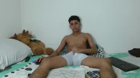 Snapshot of deivy_skinny01 chatting on 12.13.25 Deivy online show from 12.13.25