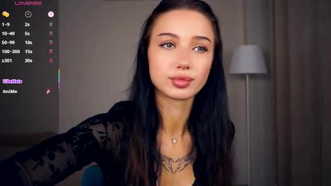 Hello everyone Im Tessa Make yourself comfortable. Were going to have fun together  online show from 09.25.25