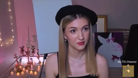 Snapshot of delcieodoherty chatting on 11.14.25 Adla online show from 11.14.25