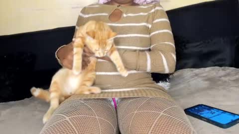 deli_la online show from 04.02.26