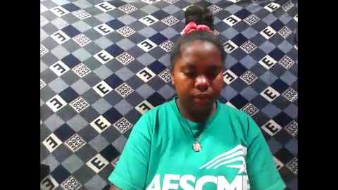 deliah712909 online show from 11.24.25