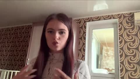 Kiki online show from 04.12.26