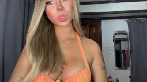 Snapshot of deliciousfaye chatting on 02.08.26 Hello your loving faye 3 online show from 02.08.26