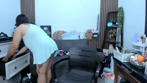 delightfulcurvy online show from 01.05.26