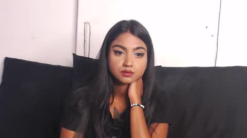 Delilah Blaze online show from 02.19.25