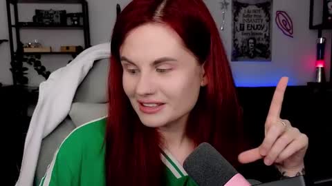 dellacrush_ online show from 03.25.26