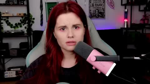 dellacrush_ online show from 04.01.26