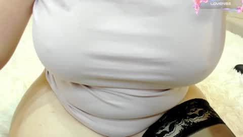 Snapshot of dellicioussepussy chatting on 12.10.24 Mire online show from 12.10.24