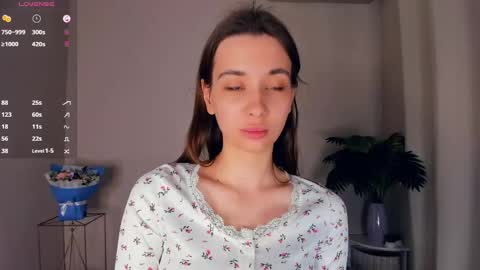 Snapshot of deloresschiller chatting on 04.10.26 Eliza online show from 04.10.26