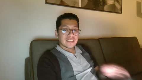 Hung Angel online show from 12.02.25