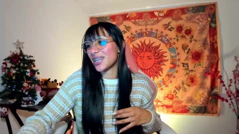 Snapshot of demeter__ chatting on 01.09.25 demeter__ online show from 01.09.25