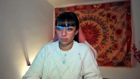 Snapshot of demeter__ chatting on 01.25.25 demeter__ online show from 01.25.25
