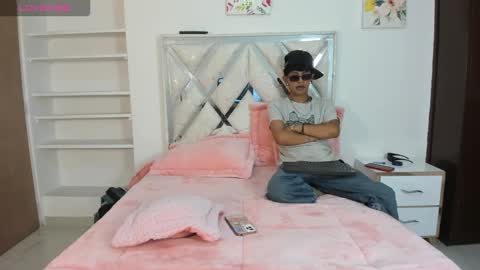 Demian and Salvatore online show from 09.22.25