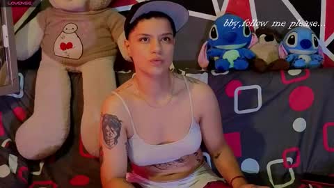 Snapshot of demimoore222 chatting on 11.17.25 DEMI online show from 11.17.25