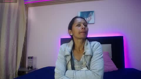 Snapshot of demiwynn chatting on 06.01.26 Demi online show from 06.01.26
