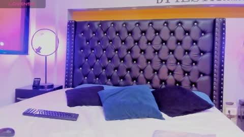   online show from 04.16.26