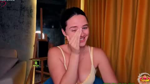 Snapshot of demurelixir chatting on 07.18.26 Yana online show from 07.18.26
