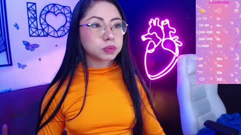 Snapshot of demyanderson_ chatting on 12.20.24 Demy online show from 12.20.24