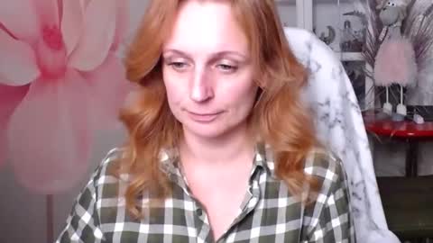 Snapshot of denhiey_here chatting on 01.24.25 denhiey online show from 01.24.25