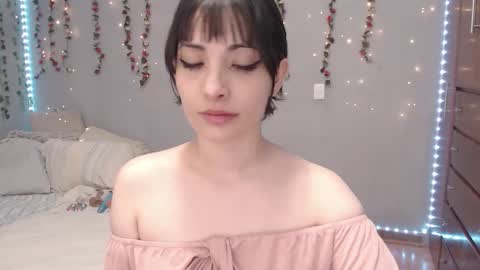Snapshot of deni_bloom chatting on 01.31.25 Denisse    schedule Monday to Friday 1300-1900 mexican time Saturday-maybe it could be a surprise IDEPENDENT MODEL online show from 01.31.25