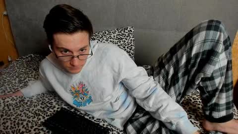 Deni online show from 03.31.26