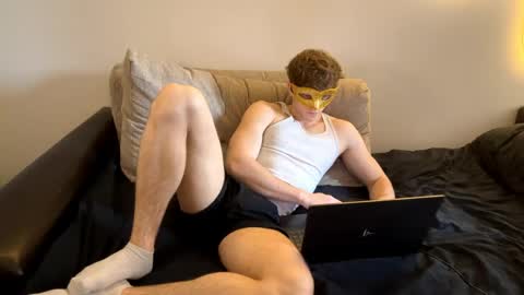 Snapshot of deniel_horny chatting on 05.09.26 Deni online show from 05.09.26