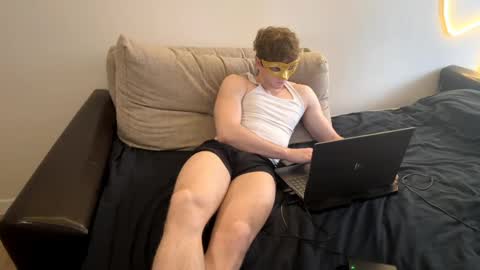 Snapshot of deniel_horny chatting on 05.11.26 Deni online show from 05.11.26