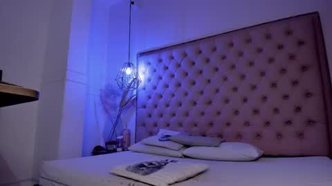 denisse_logan online show from 09.29.25