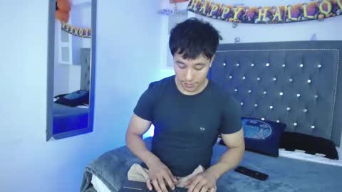 Snapshot of denizer_healer chatting on 11.01.25 DENIZER online show from 11.01.25