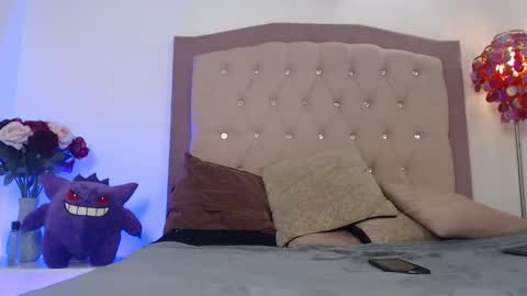 Snapshot of denizer_healer chatting on 11.16.25 DENIZER online show from 11.16.25