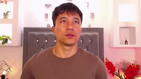 Snapshot of denizer_healer chatting on 12.05.25 DENIZER online show from 12.05.25