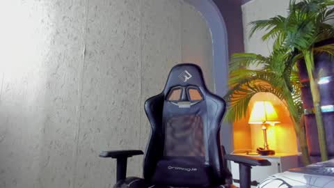 dennis_cox_ online show from 01.28.25