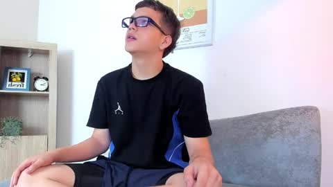 Dennis online show from 03.25.26