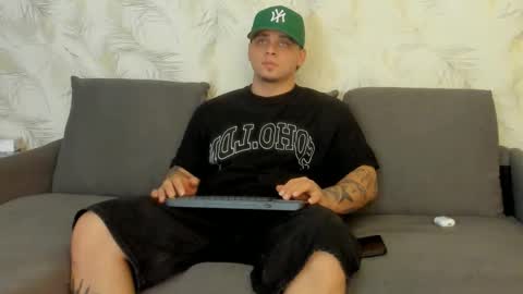 Snapshot of dennis_munera chatting on 12.21.24 dennis munera online show from 12.21.24