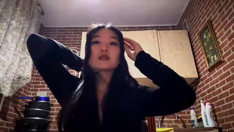 Emma online show from 12.14.25