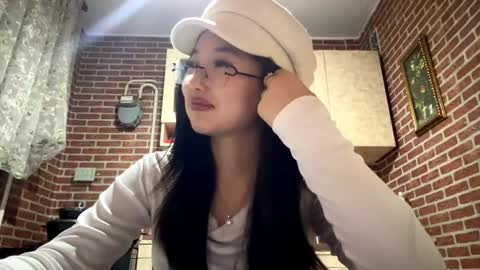 Emma online show from 02.17.26