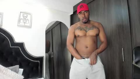 Snapshot of denzelrios chatting on 09.26.25 denzelrios online show from 09.26.25