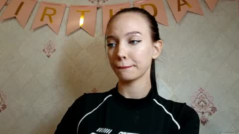 Elina online show from 04.28.26