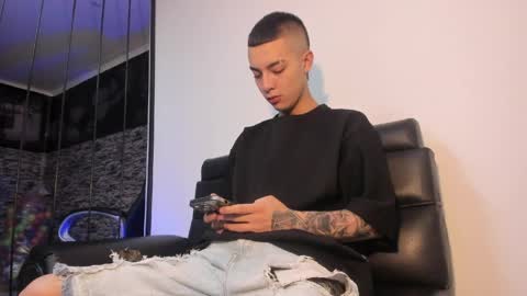 Dereck Boy online show from 04.05.26