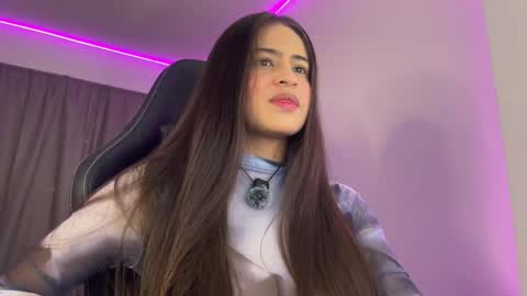 Snapshot of dereckbrownn chatting on 10.27.25 Dereck online show from 10.27.25