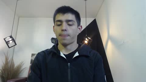 Snapshot of derek__west chatting on 10.21.25 online show from 10.21.25