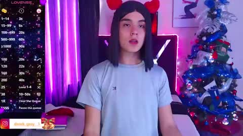 Snapshot of derek_grey1 chatting on 12.30.24 Derek independent online show from 12.30.24