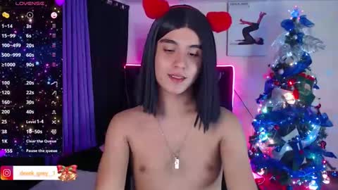 Snapshot of derek_grey1 chatting on 12.31.24 Derek independent online show from 12.31.24