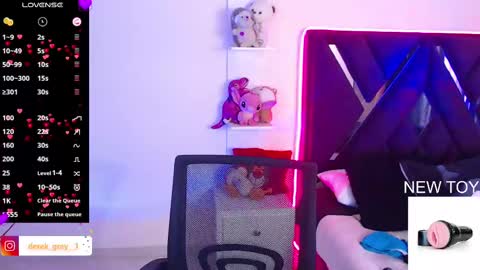 Snapshot of derek_grey1 chatting on 02.25.25 Derek independent online show from 02.25.25