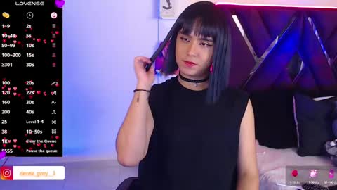 Snapshot of derek_grey1 chatting on 02.27.25 Derek independent online show from 02.27.25