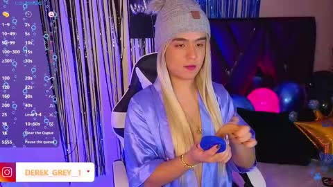 Snapshot of derek_grey1 chatting on 09.18.25 Derek independent online show from 09.18.25